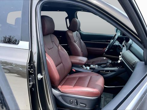 Used 2024 Kia Telluride SX FWD image 9