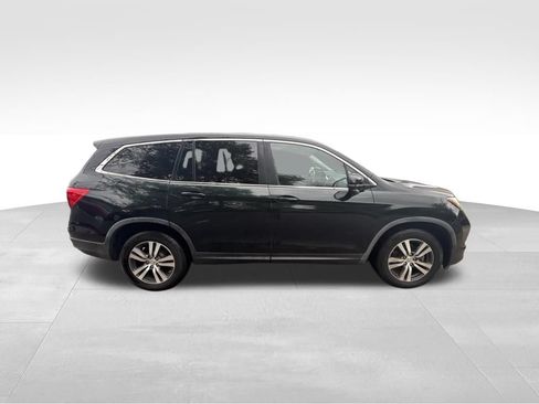 Used 2018 Honda Pilot EX image 7