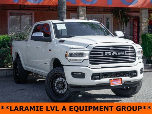 Used 2022 RAM 2500 Laramie AWD/4WD image 2