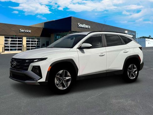 New 2026 Hyundai Tucson SEL image 2