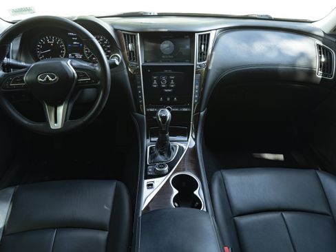 Used 2018 INFINITI Q50 Luxe RWD image 26