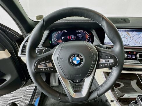 Used 2023 BMW X5 xDrive40i w/ Luxury Seating Package AWD/4WD image 11
