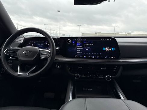 Used 2025 Chevrolet Tahoe Z71 image 15