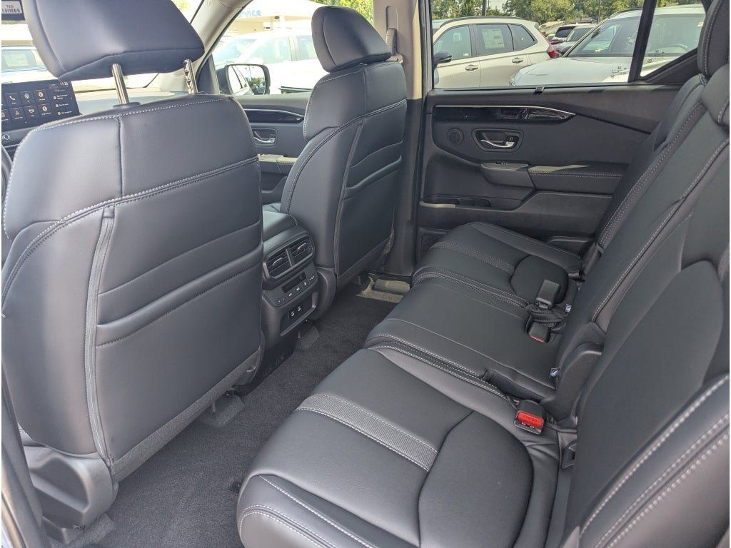 New 2026 Honda Pilot EX-L image 14