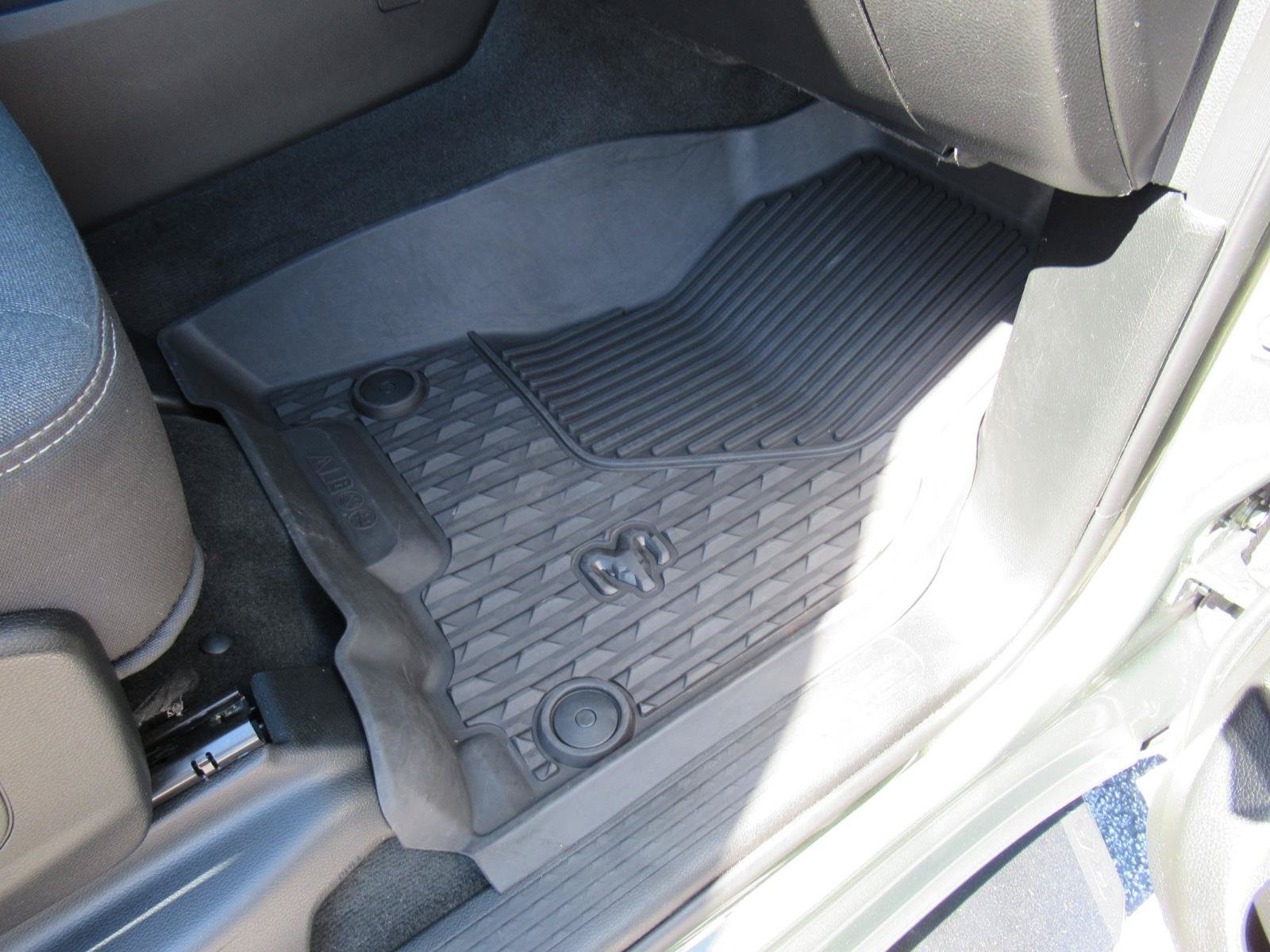 Used 2021 RAM 1500 Big Horn RWD image 35