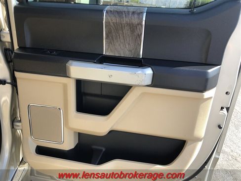 Used 2017 Ford F350 Lariat w/ Chrome Package AWD/4WD image 18