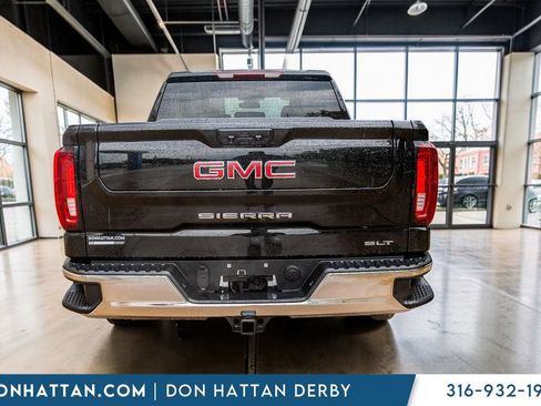 Used 2025 GMC Sierra 1500 SLT AWD/4WD image 26