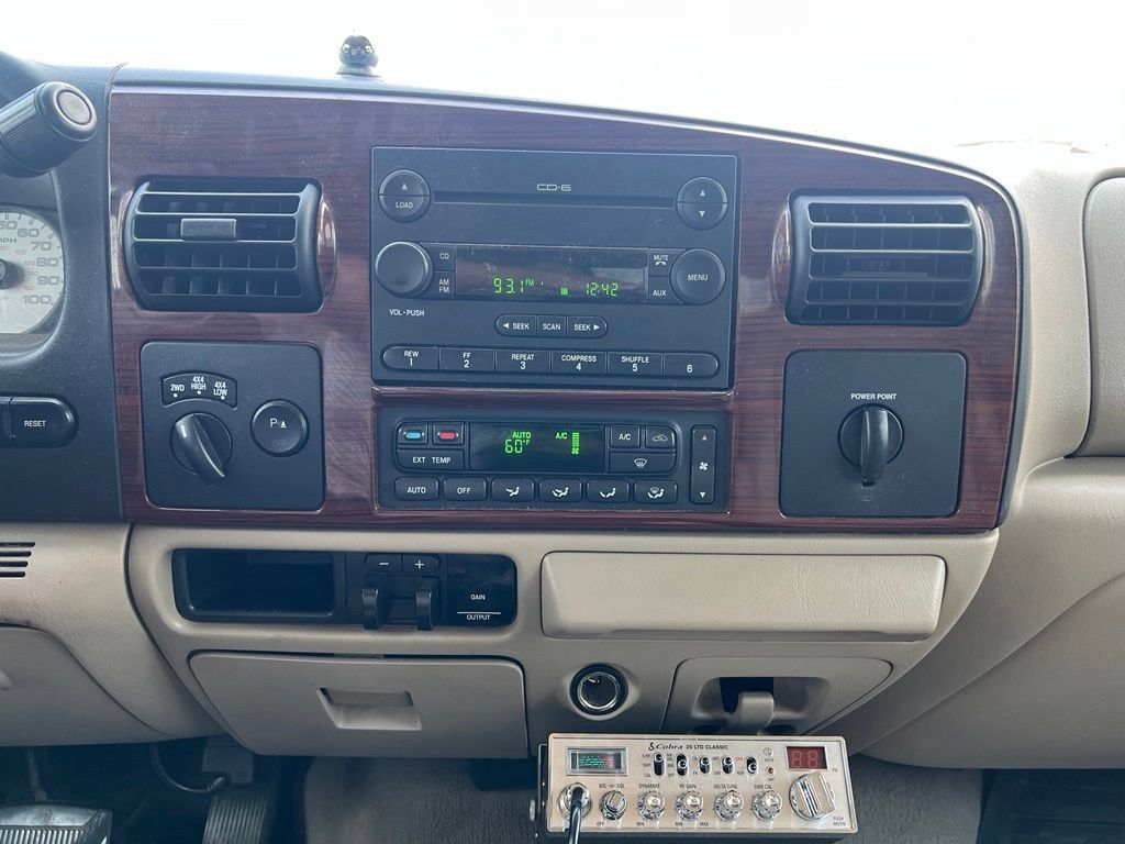 Used 2007 Ford F250 Lariat AWD/4WD image 14