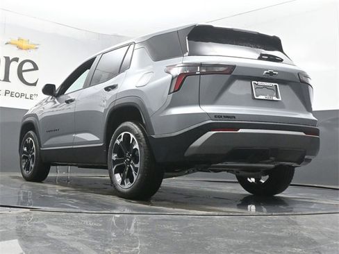 New 2026 Chevrolet Equinox LT w/ Convenience Package II image 5