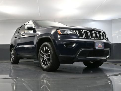Used 2018 Jeep Grand Cherokee Limited image 50
