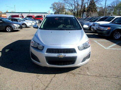 Used 2016 Chevrolet Sonic LS image 3