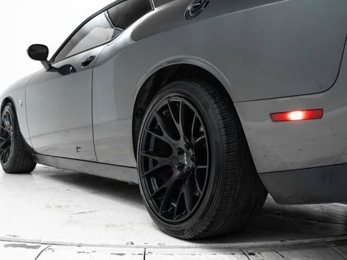 Used 2018 Dodge Challenger R/T Scat Pack image 14