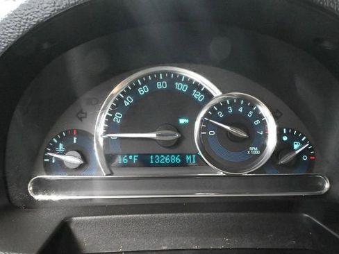 Used 2008 Chevrolet HHR LS image 25