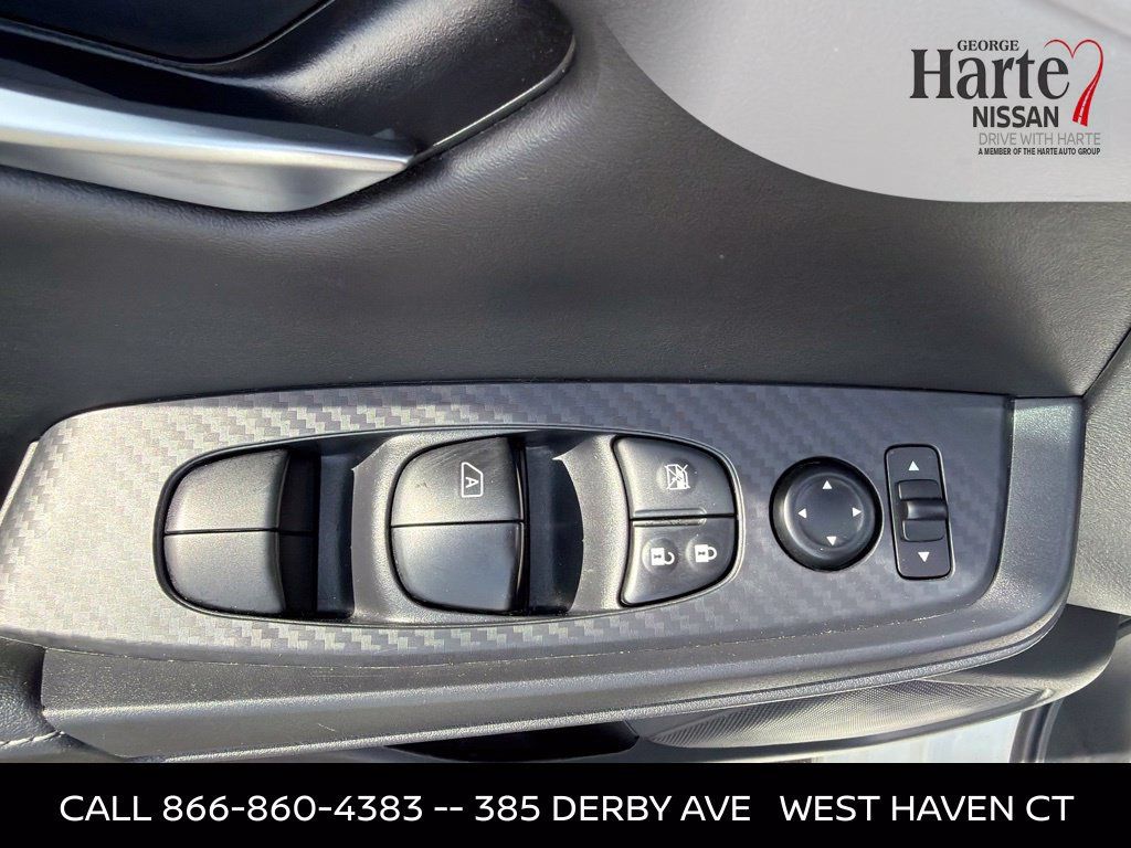 Certified 2024 Nissan Sentra SV FWD image 17