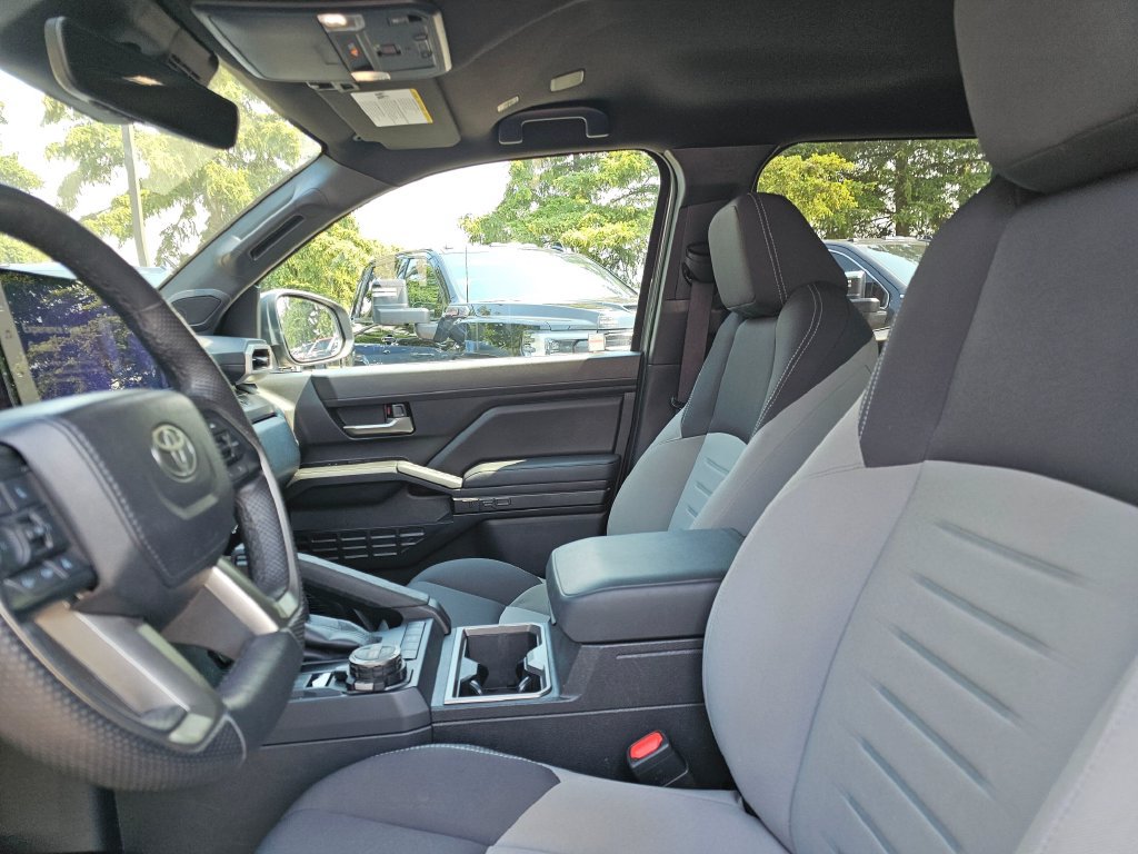 Used 2024 Toyota Tacoma TRD Off-Road w/ TRD Off Road Upgrade Package AWD/4WD image 25