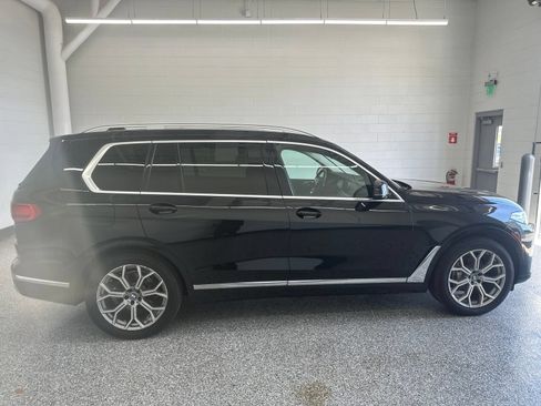 Used 2022 BMW X7 xDrive40i w/ Premium Package AWD/4WD image 8