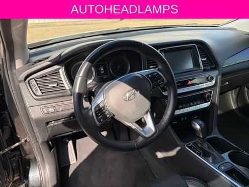 Used 2018 Hyundai Sonata Limited FWD image 13