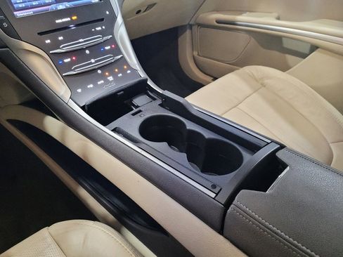 Used 2014 Lincoln MKZ AWD image 26