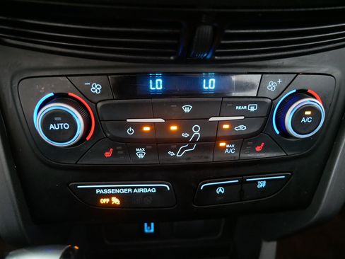 Used 2019 Ford Escape SEL AWD/4WD image 23