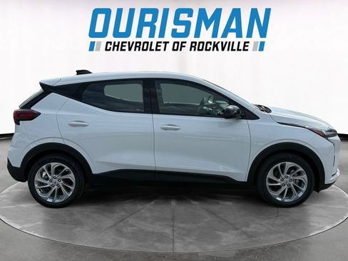 New 2027 Chevrolet Bolt LT w/ Comfort Package FWD image 7