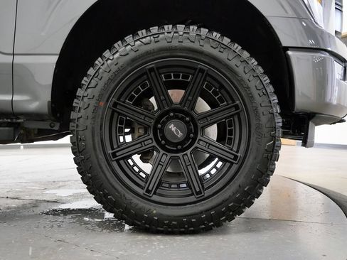 Used 2021 Ford F150 Lariat AWD/4WD image 37