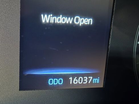 Used 2023 Toyota Corolla LE image 13