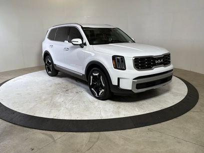 Used 2024 Kia Telluride S