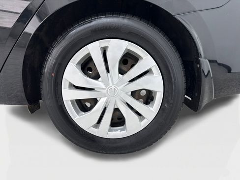 Used 2020 Nissan Versa S FWD image 49
