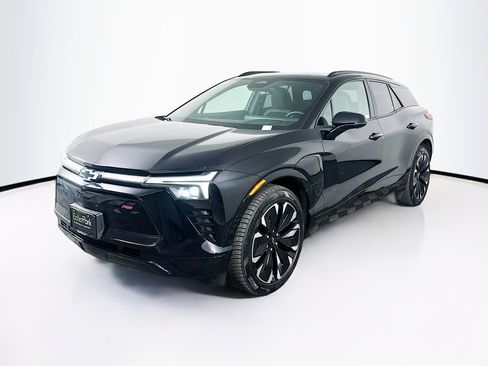 Used 2024 Chevrolet Blazer EV RS image 3