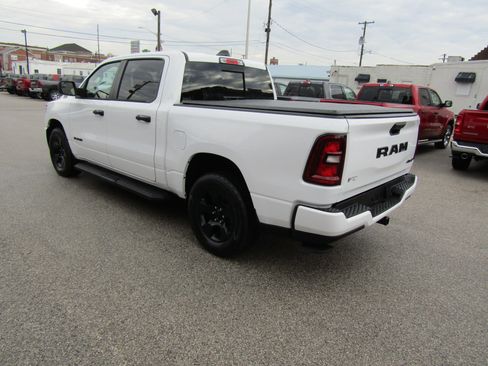 Used 2025 RAM 1500 Tradesman w/ Night Edition AWD/4WD image 5