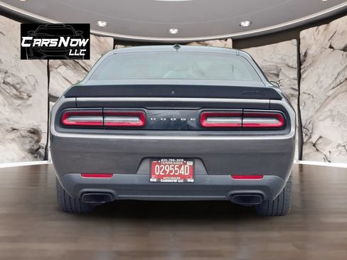 Used 2023 Dodge Challenger SRT Hellcat w/ Driver Convenience Group RWD image 5
