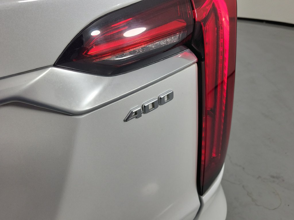 Certified 2023 Cadillac XT6 Premium Luxury w/ Technology Package FWD image 8
