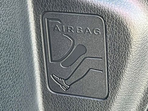 Certified 2026 Mercedes-Benz GLC 300 4MATIC image 25