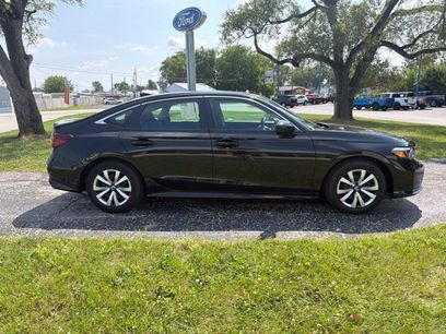 Used 2025 Honda Civic LX
