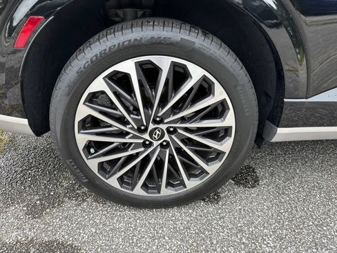 Used 2026 Hyundai Palisade Calligraphy FWD image 10