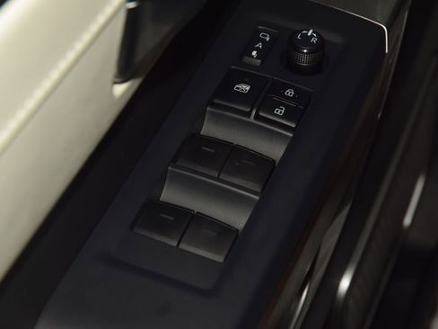 Used 2022 Toyota Tundra Capstone AWD/4WD image 47