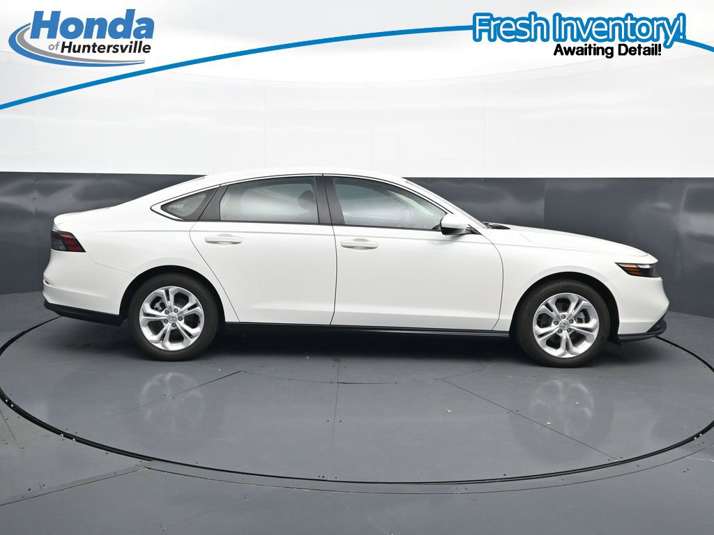 Used 2026 Honda Accord LX image 11