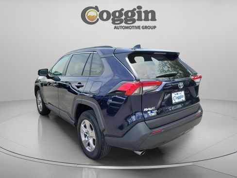 Used 2024 Toyota RAV4 XLE FWD image 2