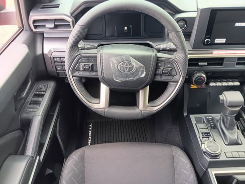 New 2026 Toyota Tacoma SR5 AWD/4WD image 10