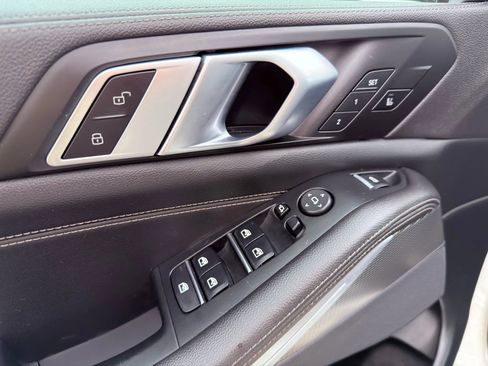 Used 2021 BMW X5 sDrive40i w/ M Sport Package image 36