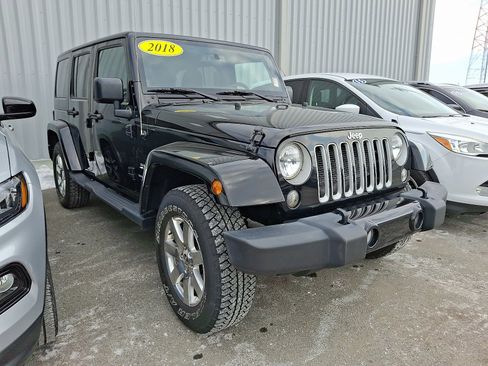 Used 2018 Jeep Wrangler Unlimited Sahara w/ Connectivity Group image 1