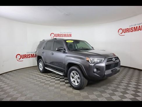 Used 2021 Toyota 4Runner SR5 Premium w/ Moonroof Package image 16