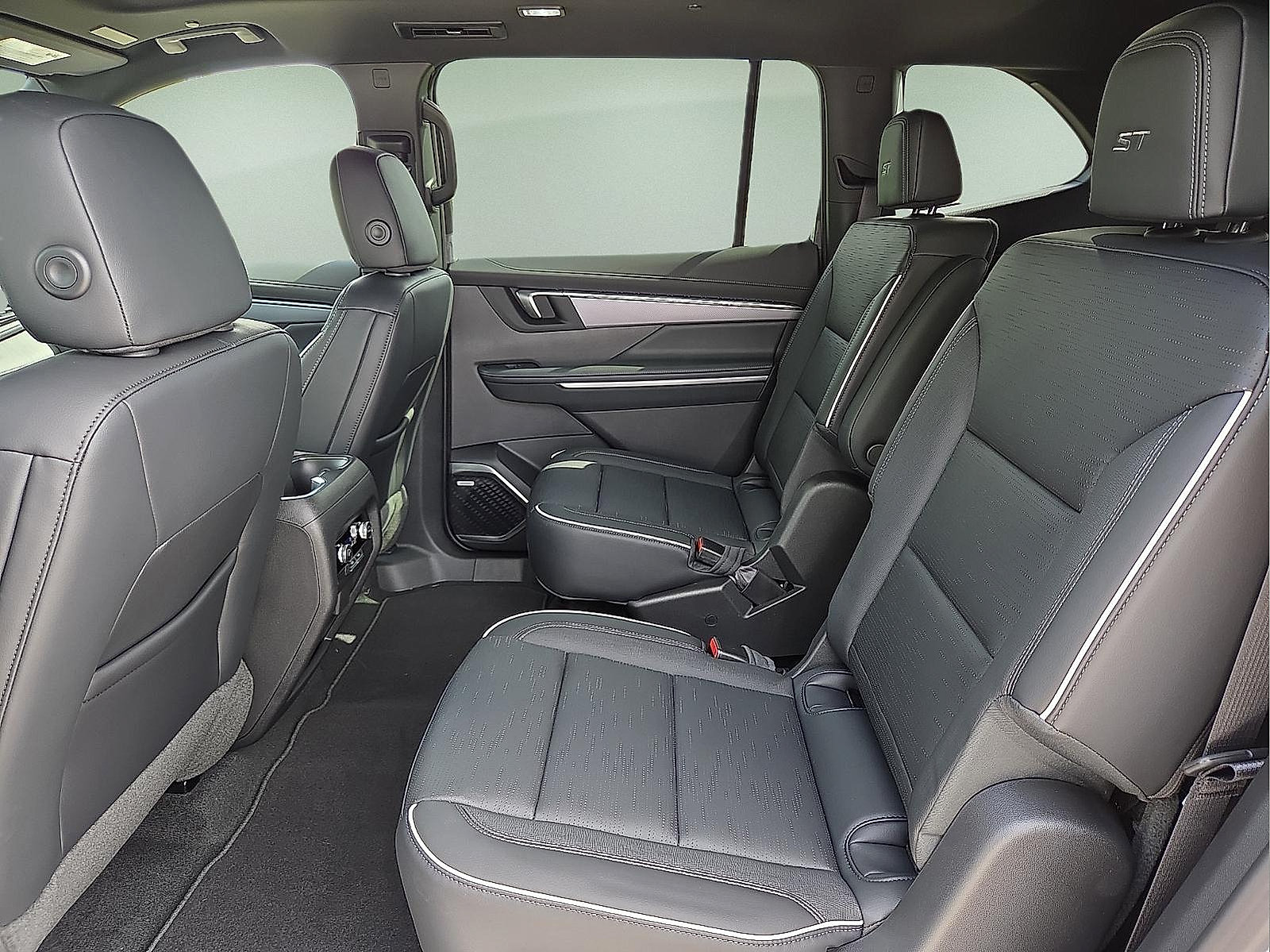 New 2026 Buick Enclave Sport Touring w/ Power Package FWD image 11