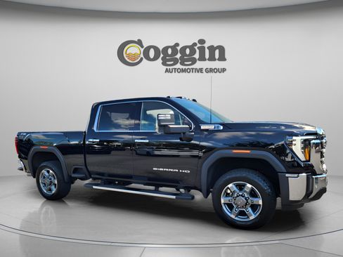 Used 2025 GMC Sierra 2500 SLT w/ SLT Premium Package image 25