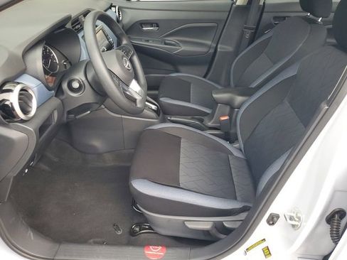 Certified 2025 Nissan Versa SV w/ Trunk Package FWD image 21