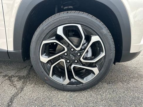 New 2026 Chevrolet Trax RS w/ Driver Confidence Package FWD image 6
