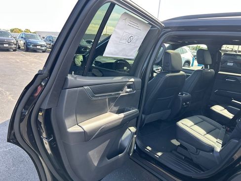 New 2026 GMC Acadia Elevation w/ Elevation Premium Package AWD/4WD image 33