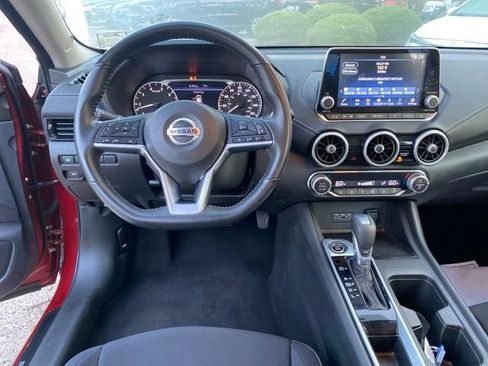 Used 2021 Nissan Sentra SV FWD image 8