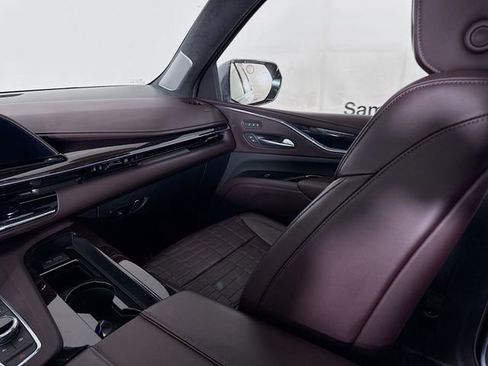 Used 2021 Cadillac Escalade Sport Platinum image 24