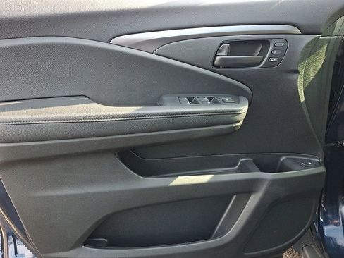 Used 2023 Honda Passport EX-L image 12